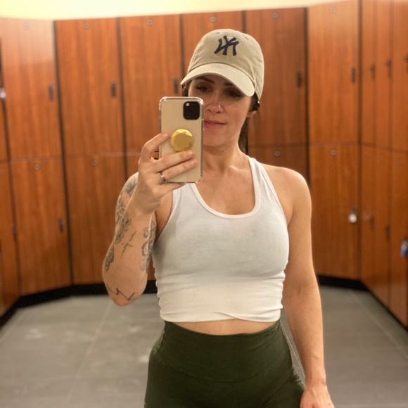 Meet your Posher, Kim - Picture 3 of 5